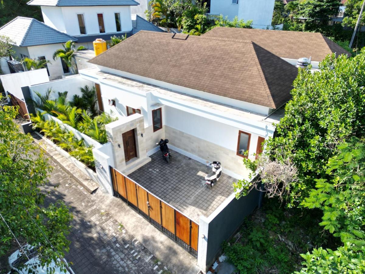 Dudu Villa / Modern Decorated 3-Room Jimbaran  Exterior photo